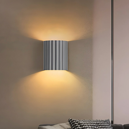 Nowoczesny kinkiet ścienny z żebrowaną strukturą – różne kolory