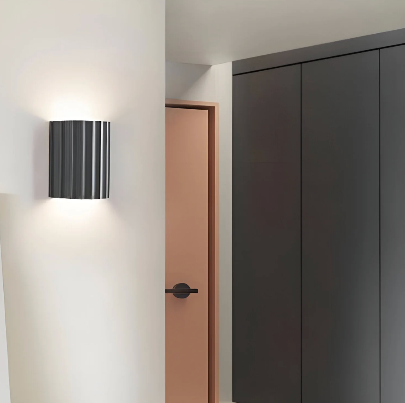 Nowoczesny kinkiet ścienny z żebrowaną strukturą – różne kolory