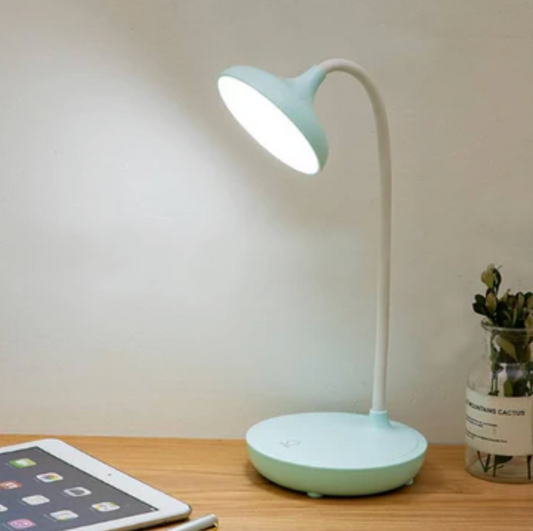 Lampka biurkowa LED – nowoczesna lampka stołowa z dotykowym włącznikiem