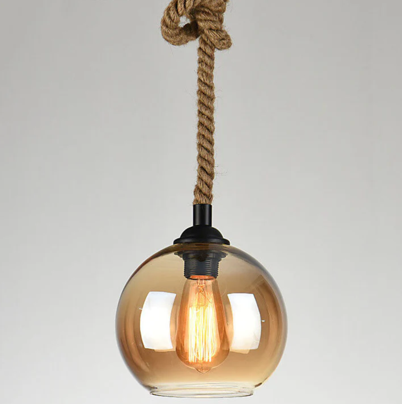 Lampa wisząca loft – szklany klosz kula na linie jutowej