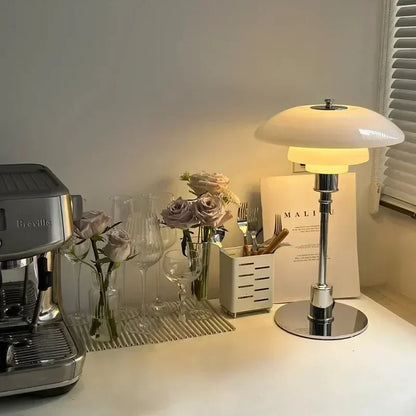 Duńska Designerska Lampa Stołowa