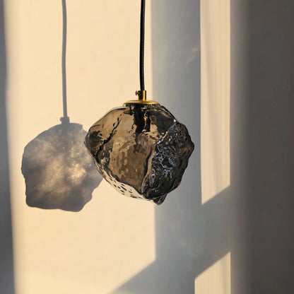 Nowoczesna Lampa Wisząca z Nieregularnym Szklanym Kloszem