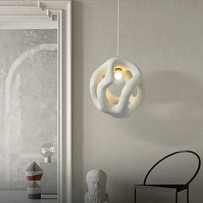 Artystyczna Lampa Wisząca z Rzeźbiarskim Kloszem