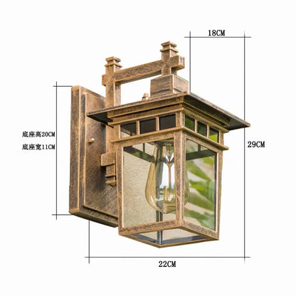Kinkiet ogrodowy w stylu latarni – klasyczne oświetlenie elewacyjne