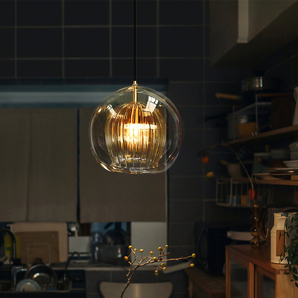 Szklana lampa wisząca June Globe przezroczysta i bursztynowa 13
