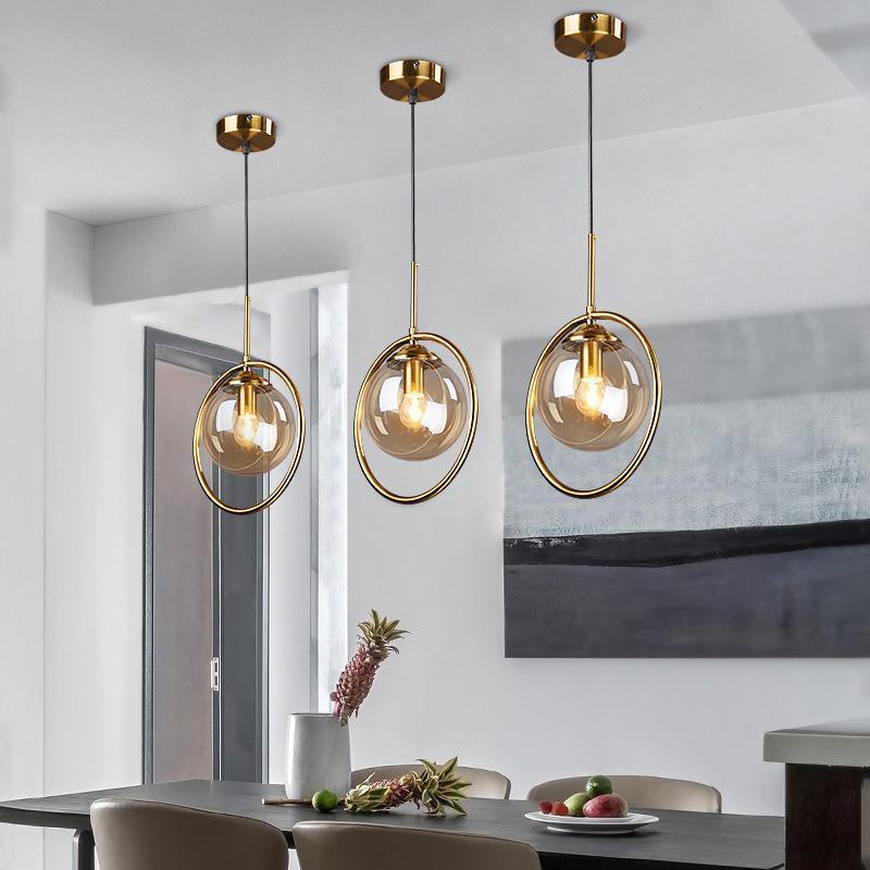 Szklana lampa wisząca Zoey z metalowym pierścieniem 6