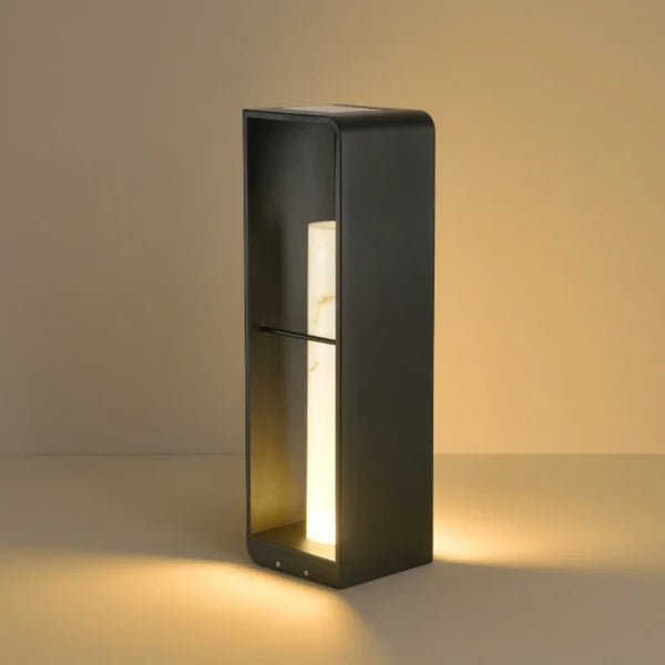 Nowoczesna Lampa Ogrodowa LED w Geometrycznej Ramie