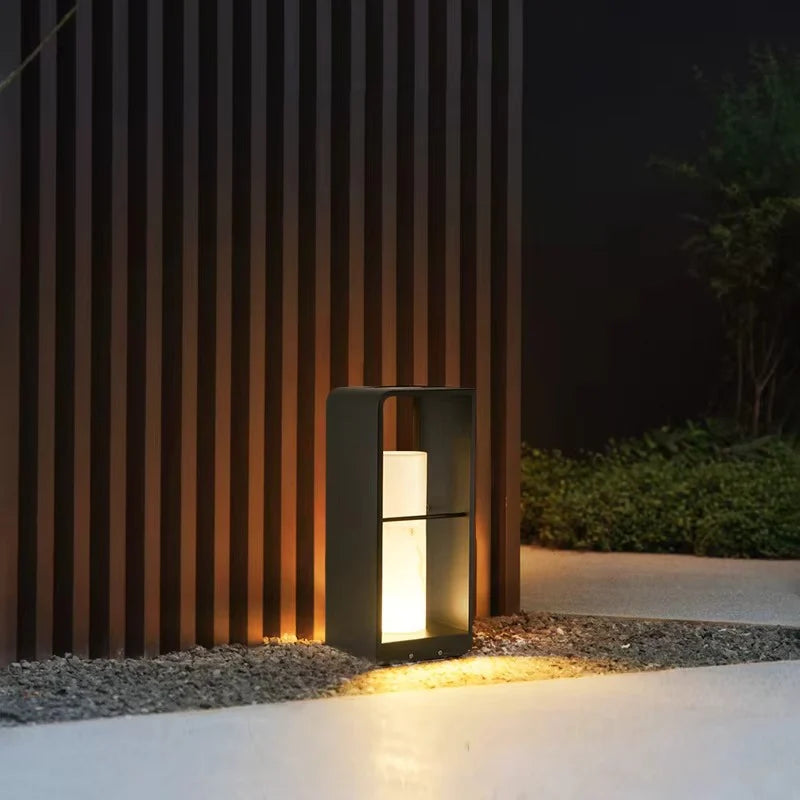 Nowoczesna Lampa Ogrodowa LED w Geometrycznej Ramie