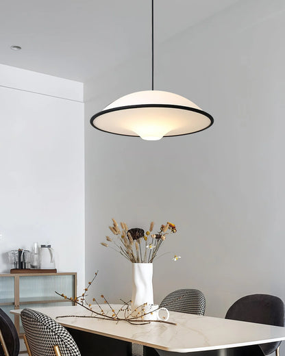 Nowoczesna Lampa Wisząca – Minimalistyczny Design z Owalnym Kloszem
