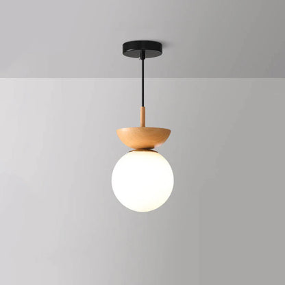 Nowoczesna lampa sufitowa w japońskim stylu  z drewnianą bazą – minimalistyczna kula
