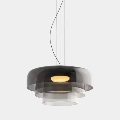 Nowoczesna szklana lampa wisząca z kloszem warstwowym – design inspirowany stylem retro
