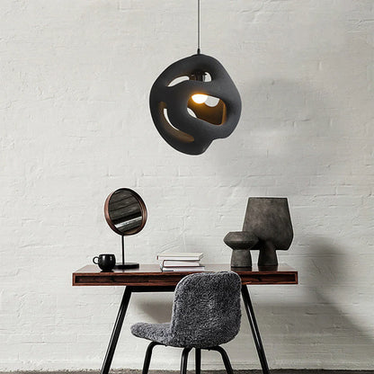 Artystyczna Lampa Wisząca z Rzeźbiarskim Kloszem
