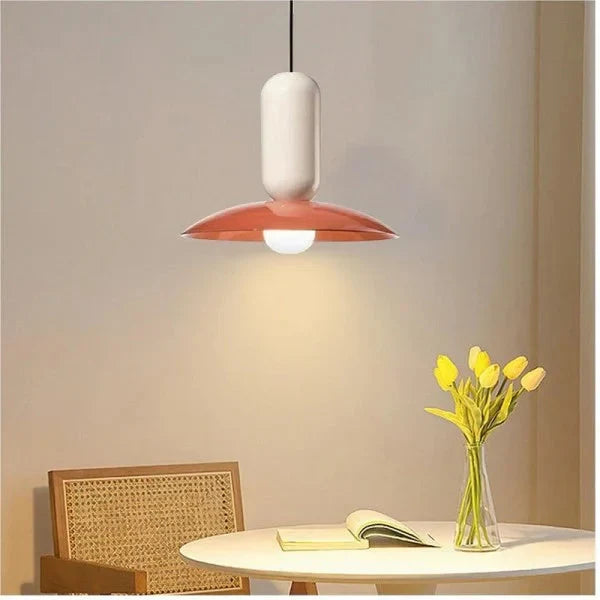 Kolorowa Lampa Wisząca w Stylu Retro-Nowoczesnym