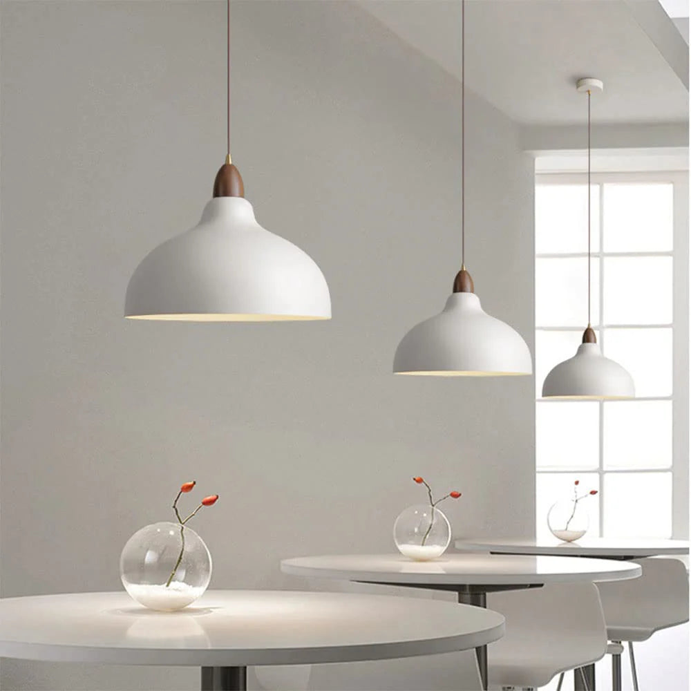 Nowoczesna Lampa Wisząca z Akcentem Drewnianym – Minimalistyczny Design