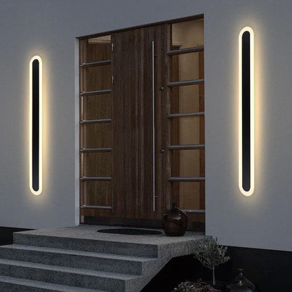 Nowoczesny długi kinkiet LED – designerskie oświetlenie ścienne do wnętrz i na zewnątrz