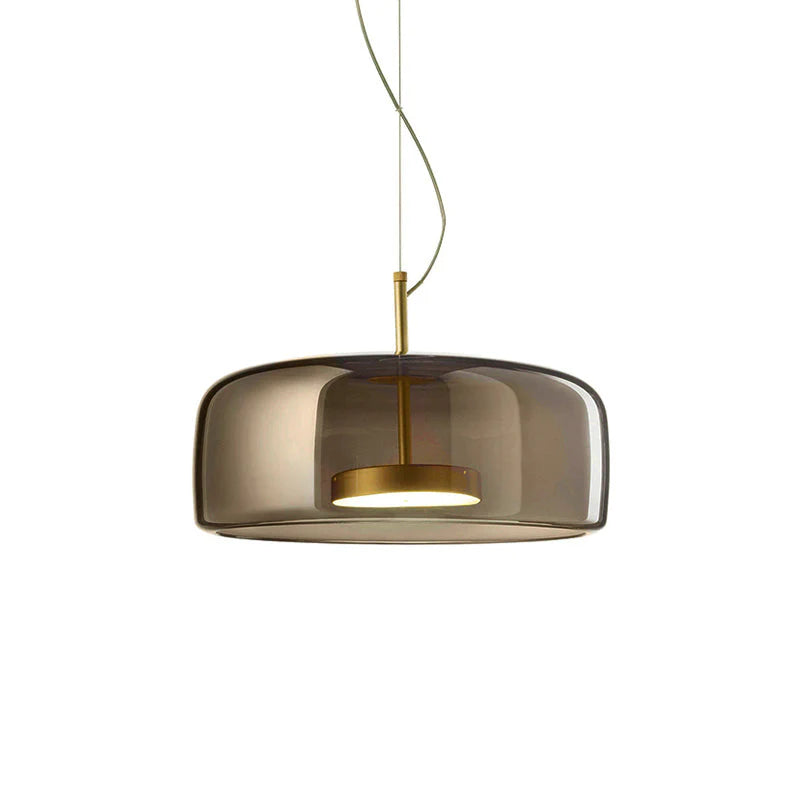 Szklana lampa wisząca LED w stylu nowoczesnym – minimalistyczny klosz i złote wykończenie