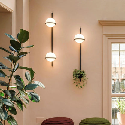 Nowoczesna Kinkietowa Lampa Ścienna z Kulkami LED i Doniczką