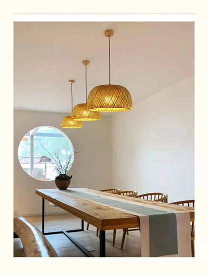 Rattanowa lampa wisząca Boho – Ręcznie pleciona lampa sufitowa z bambusa