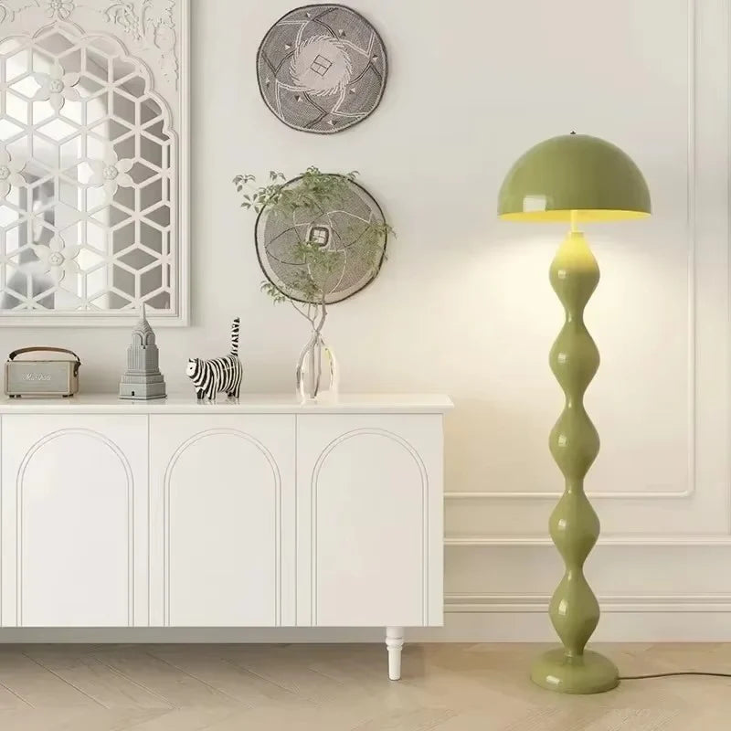 Nowoczesna Lampa Podłogowa z Designerską Podstawą – Dostępna w Różnych Kolorach