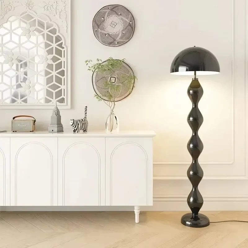 Nowoczesna Lampa Podłogowa z Designerską Podstawą – Dostępna w Różnych Kolorach