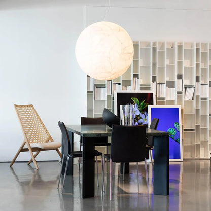 Wisząca Lampa Kula – Nowoczesna i Nastrojowa