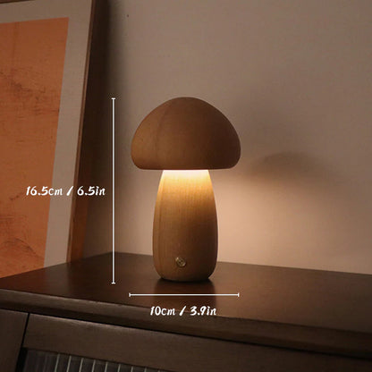 Drewniana lampa stołowa LED w kształcie grzybka – przytulne światło nocne