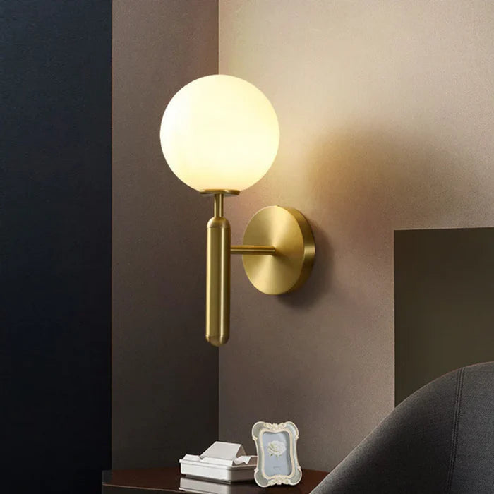 Elegancki Kinkiet Ścienny Lampa z Kloszem w Kształcie Kuli