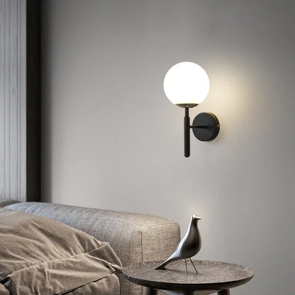 Elegancki Kinkiet Ścienny Lampa z Kloszem w Kształcie Kuli