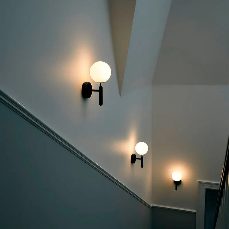 Elegancki Kinkiet Ścienny Lampa z Kloszem w Kształcie Kuli
